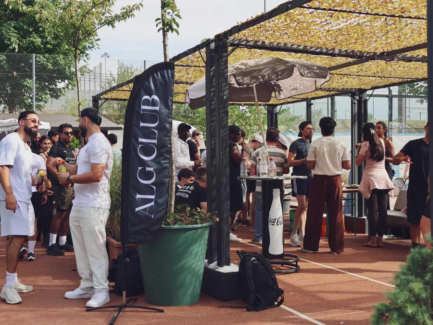 Événement padel ALG Club réunissant les membres à Bienne