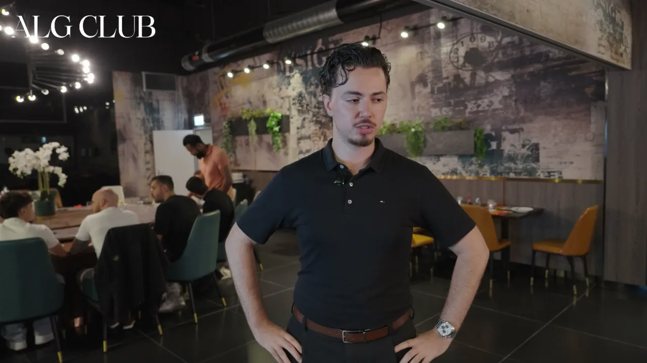 Rayan Gouni, membre d'ALG Club, pendant son interview vidéo